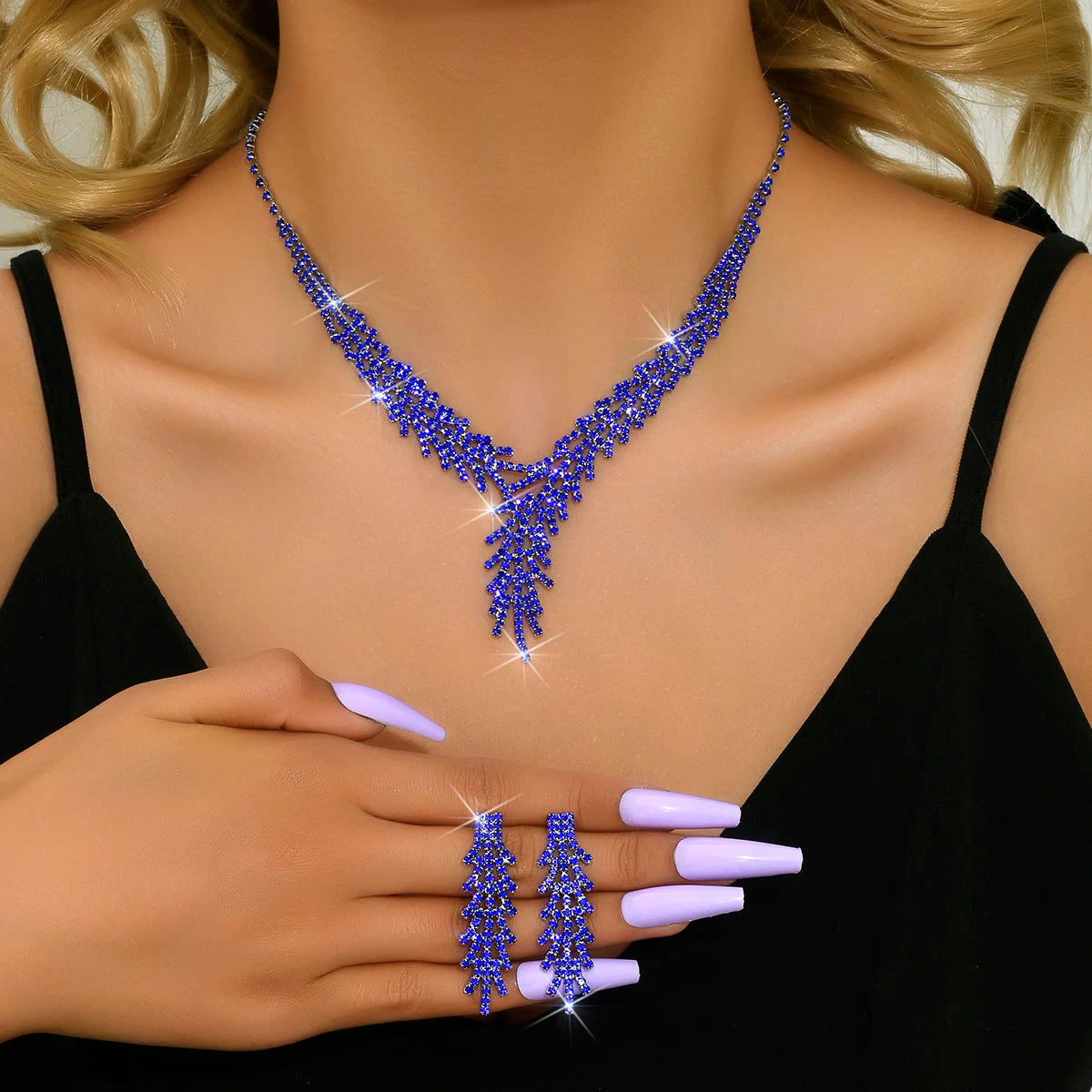 3 Pieces of WOMEN'S Trendy Claw Chain Series Leaf Earrings Necklace Jewelry Set