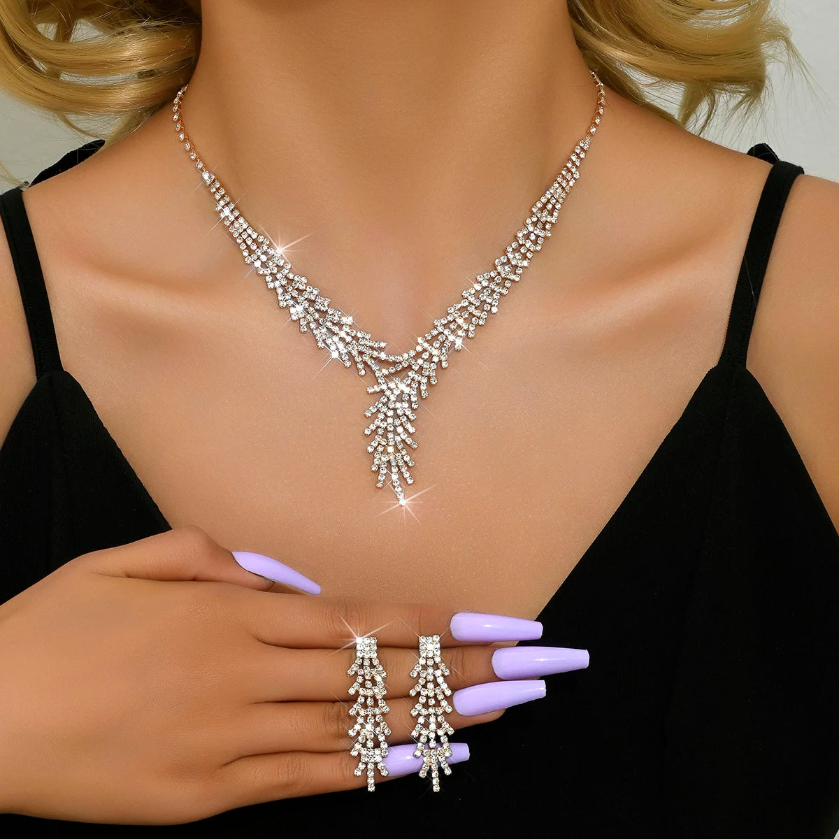 3 Pieces of WOMEN'S Trendy Claw Chain Series Leaf Earrings Necklace Jewelry Set
